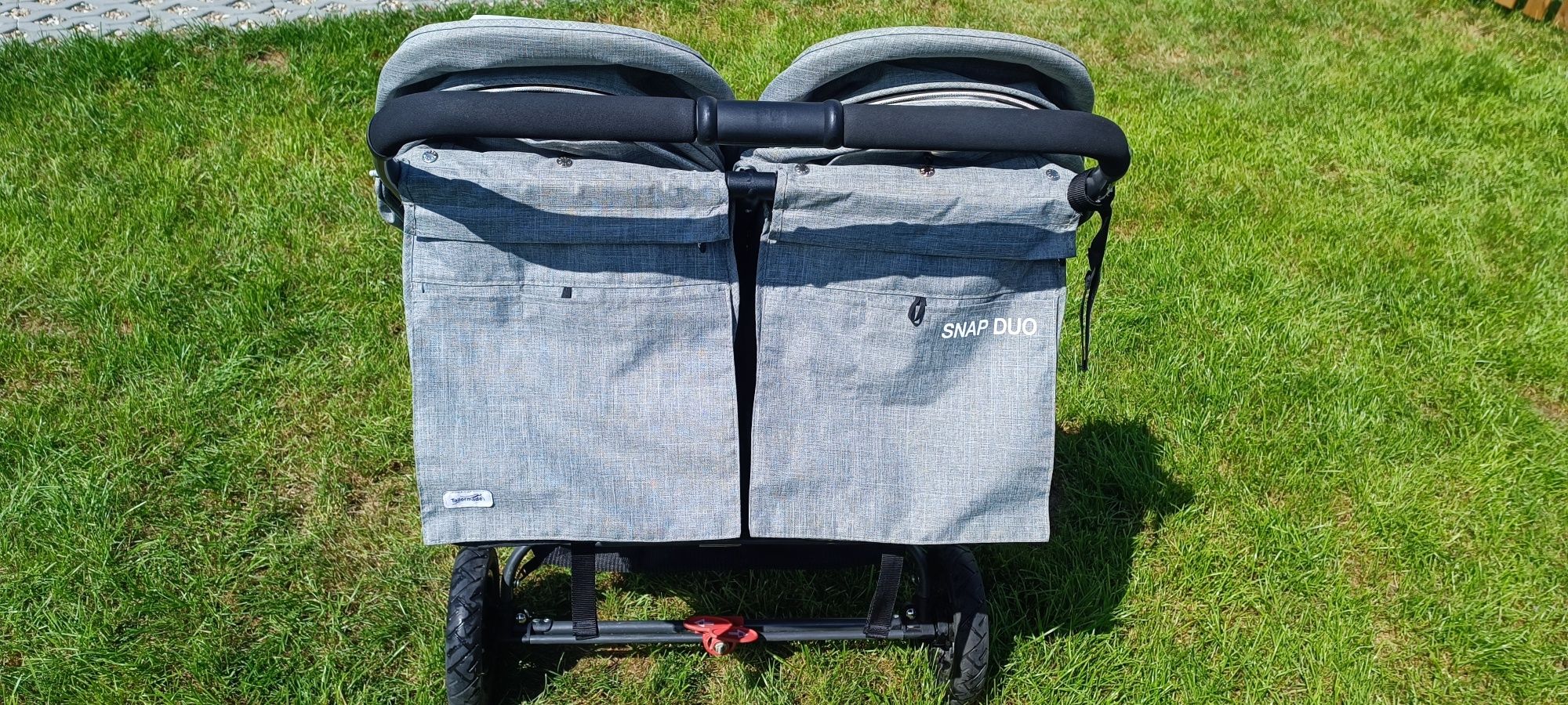Wózek dla bliźniąt, rok po roku, podwójny .Valco beaby snap duo sport