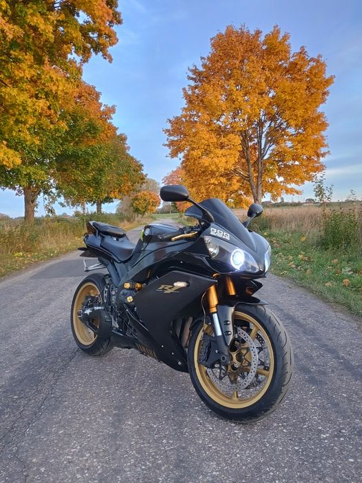 Yamaha R1 rn19 / 20