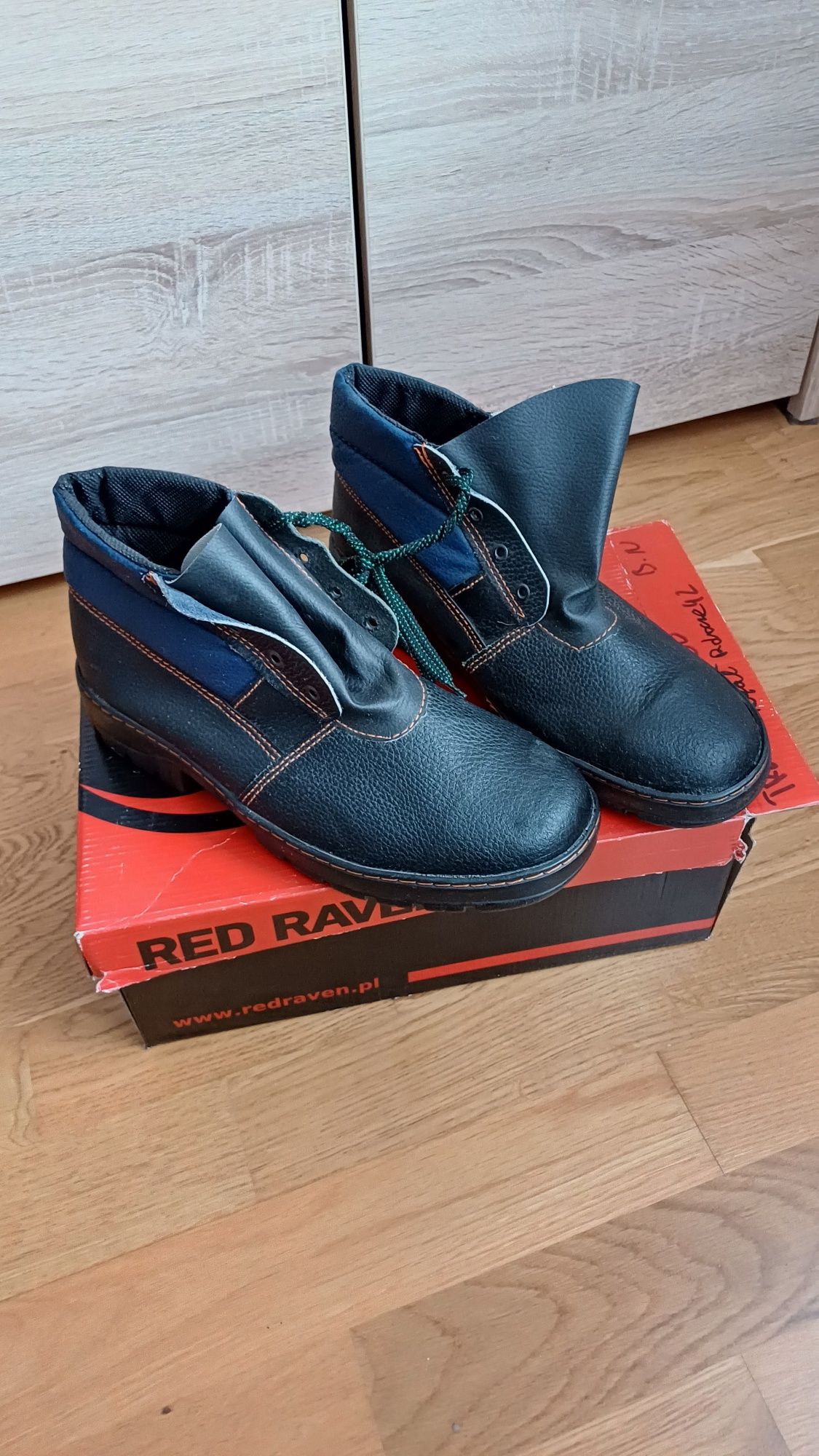 Buty robocze red raven nowe