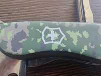 Victorinox Trailmaster M05 OneHand w kamuflażu wojska fińskiego