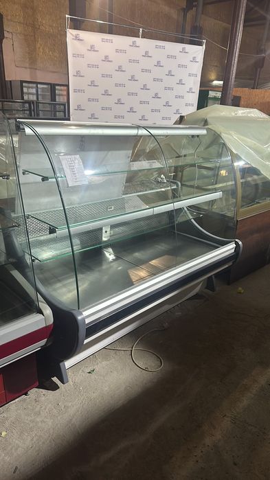 Холодильники торговые и профессиональные