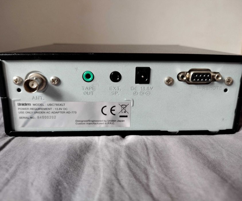 Skaner radiowy Uniden UBC 785 XLT Bearcat + zewnętrzy głośnik Uniden