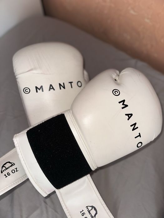 Боксерські рукавиці Manto