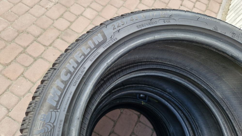 4x opona Michelin Alpin 6