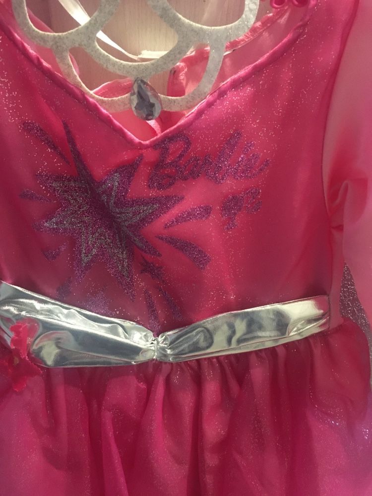 Sukienka Barbie i naszyjnik
