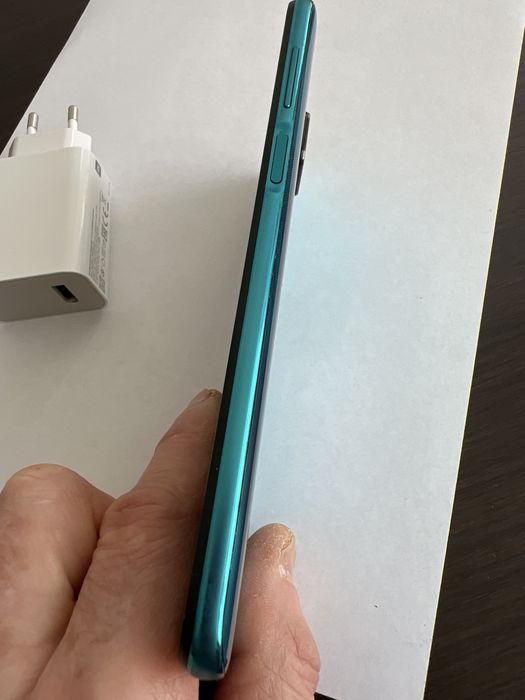 Smartfon Xiaomi Redmi Note 9 Pro w dobrym stanie.