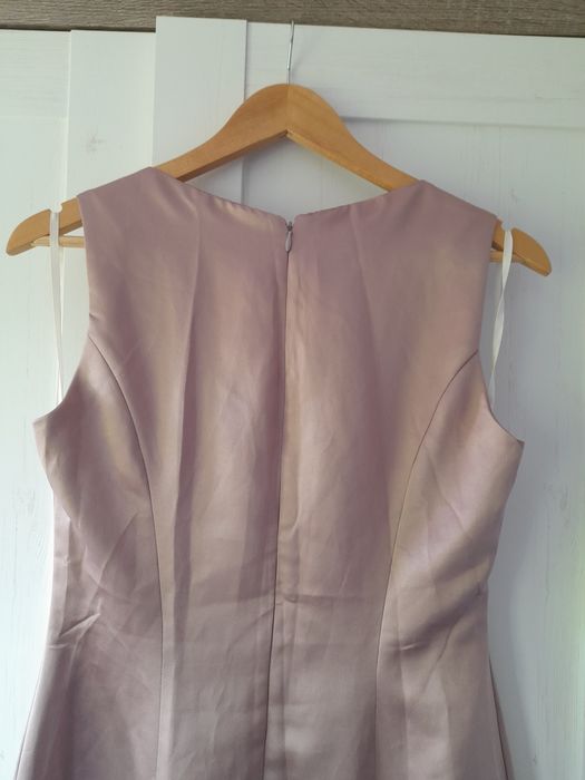 Długa sukienka wieczorowa