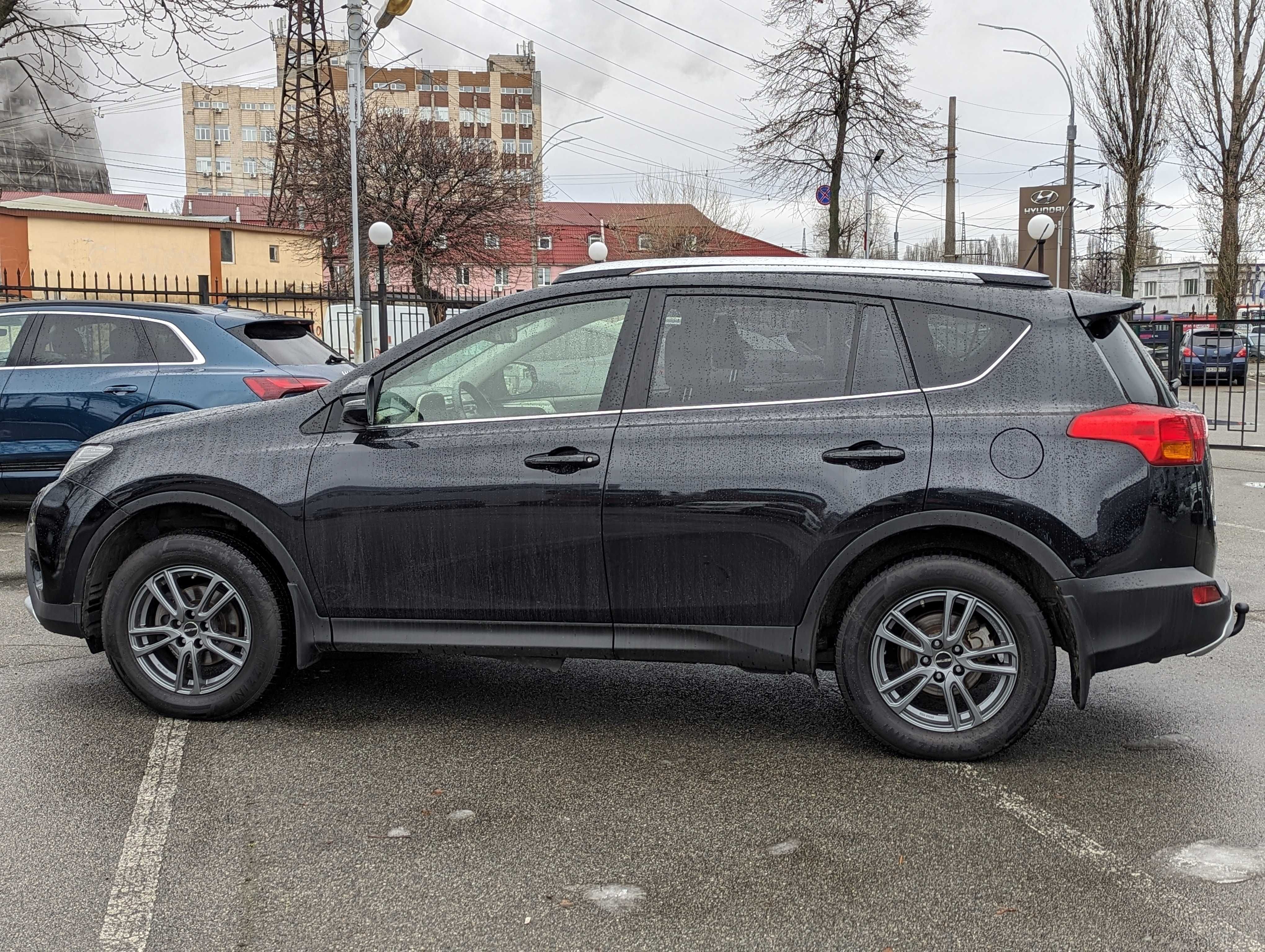 Toyota RAV4 2015 у кредит, розстрочку, на виплату.