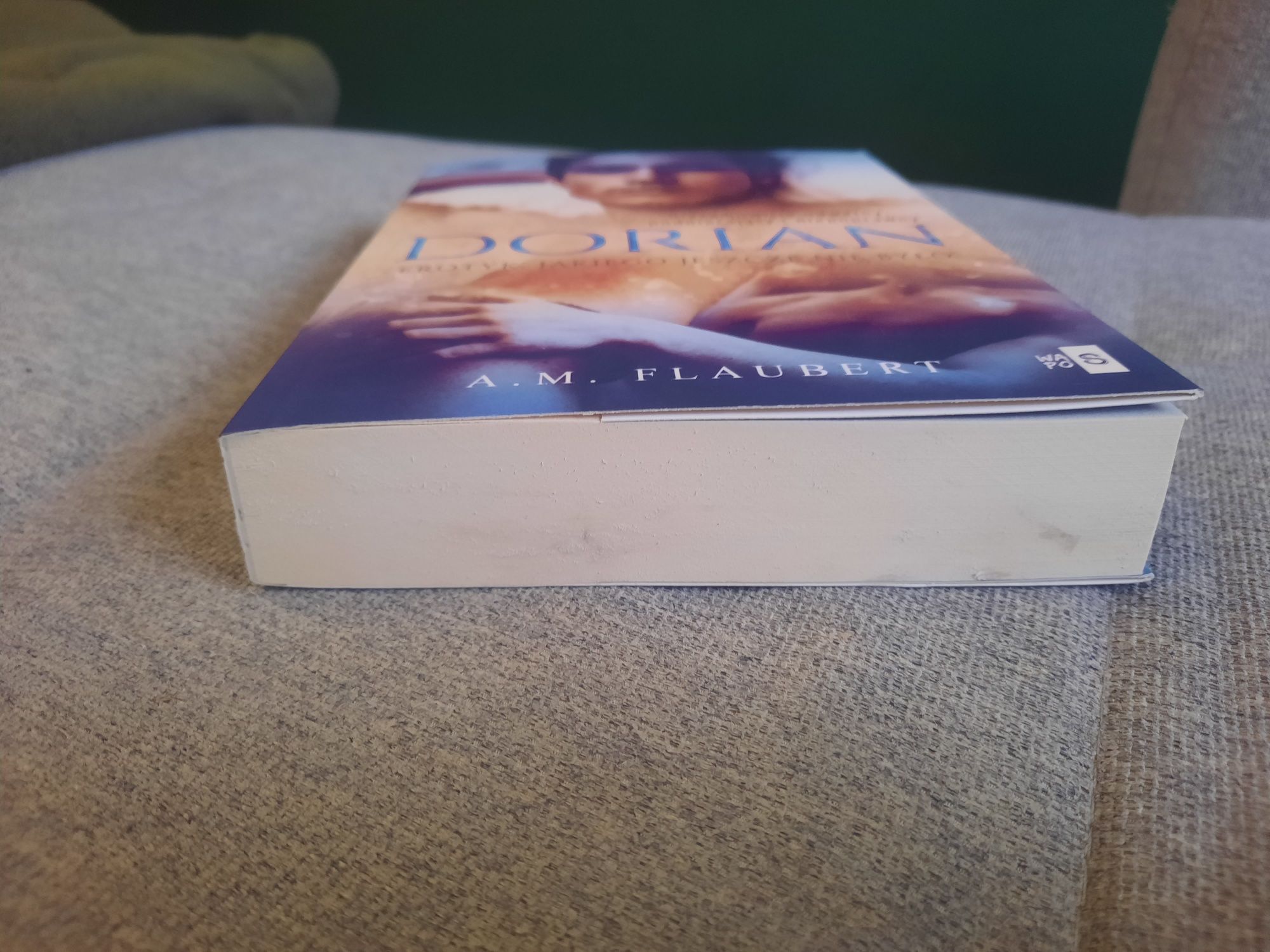 Książka "Dorian" A.M. Flaubert