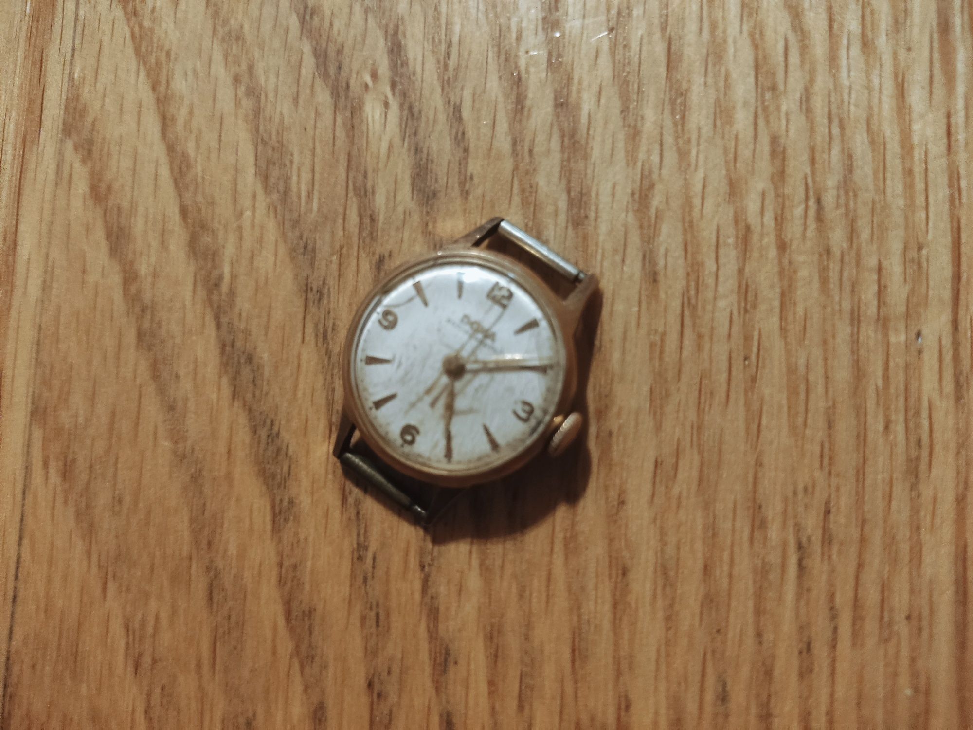 Zegarek Doxa Antimagnetic