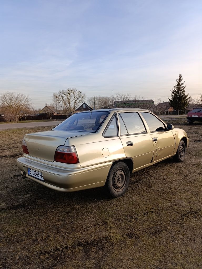 Продам Daewoo Nexia 1.5