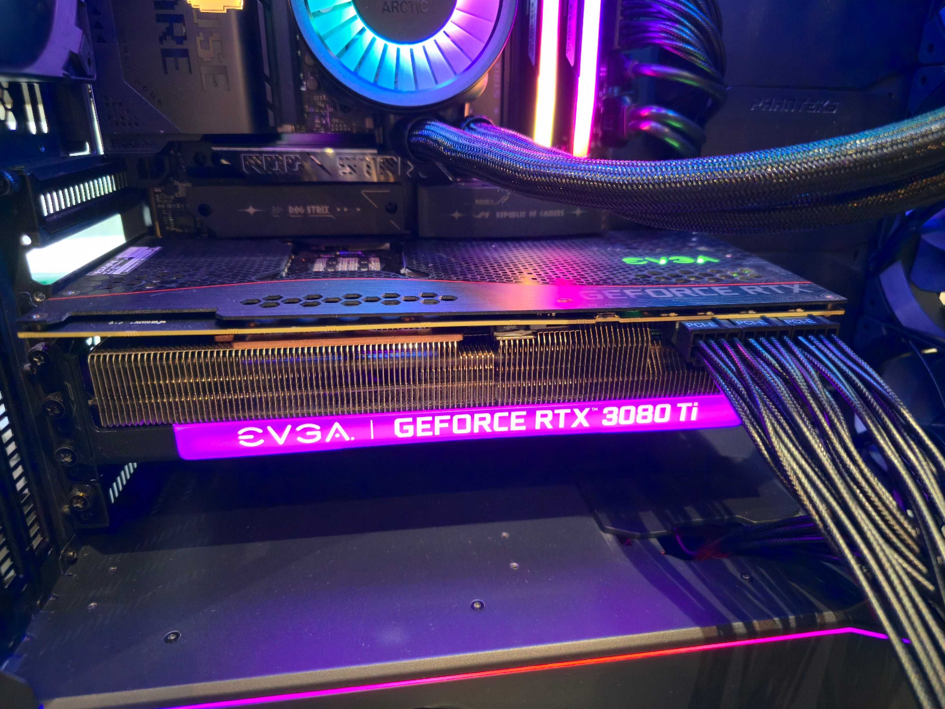 EVGA GeForce RTX 3080 Ti FTW3 Ultra Gaming