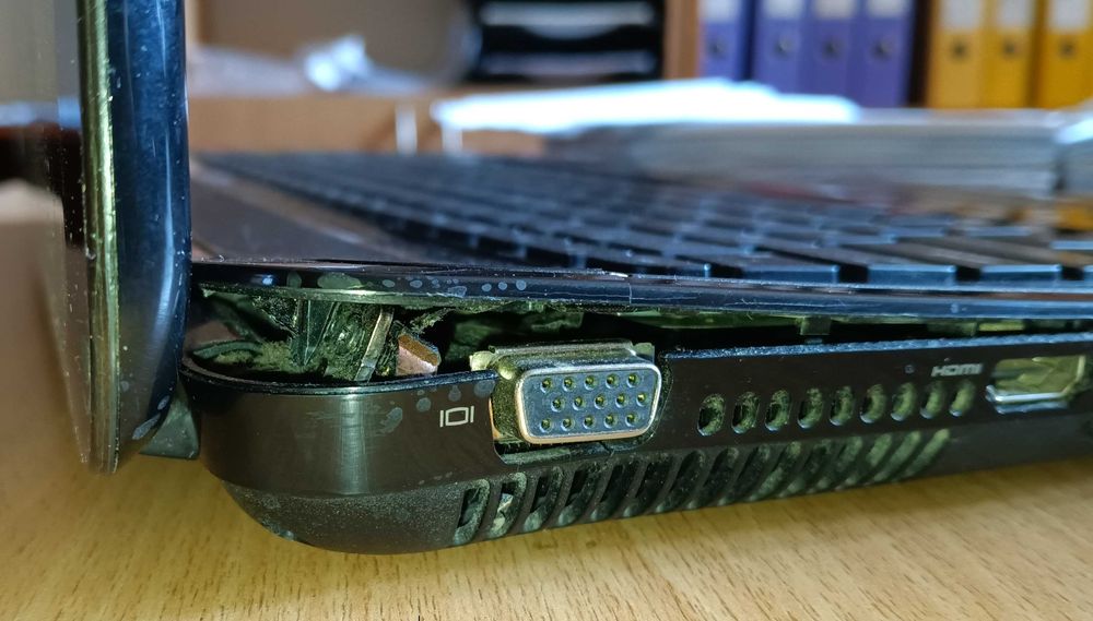 ноутбук HP Pavilion g7-2114sr (під ремонт або на запчастини)