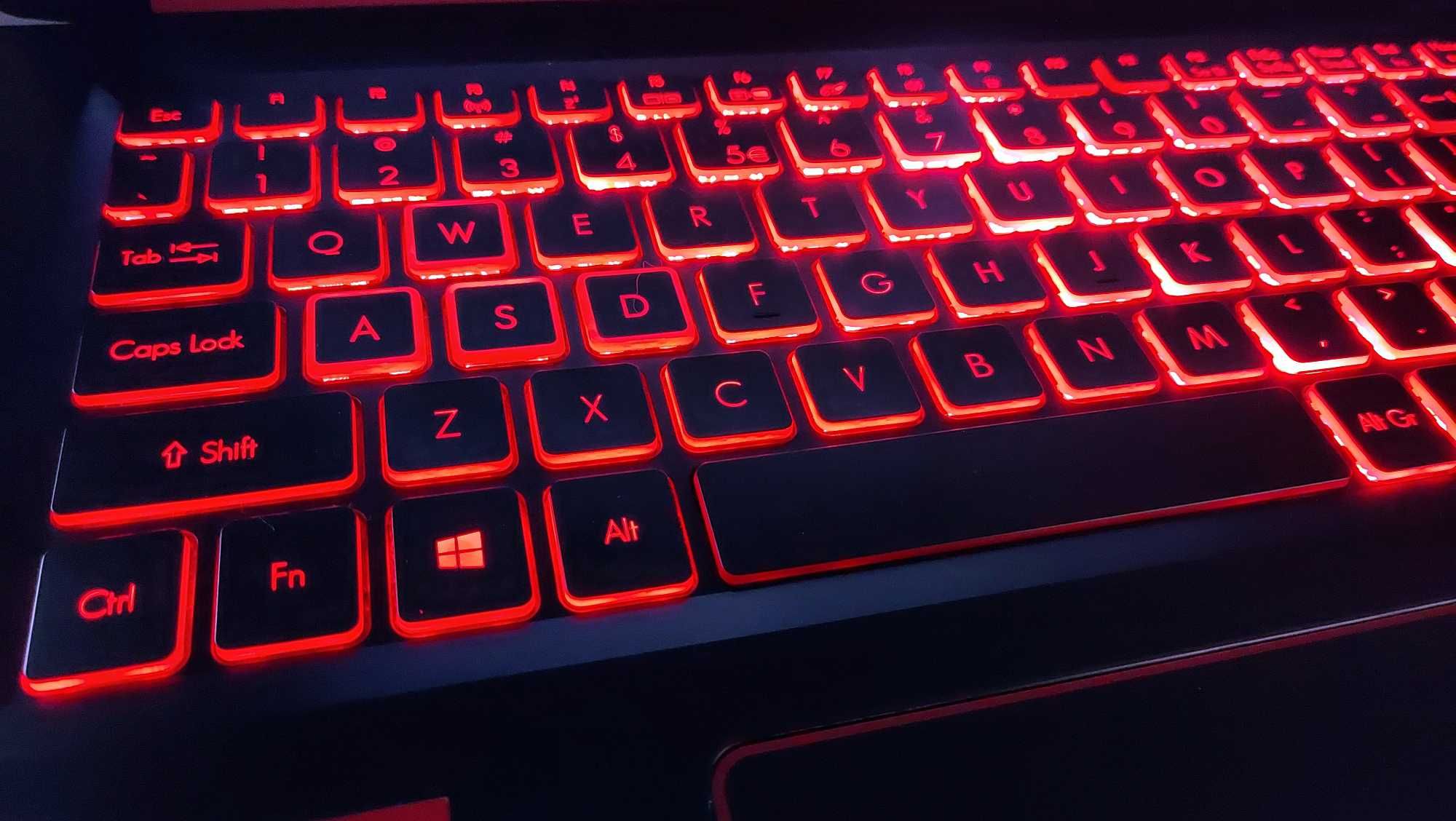 Nitro Gaming - i7 IPS GTX SSD256GB+750GB