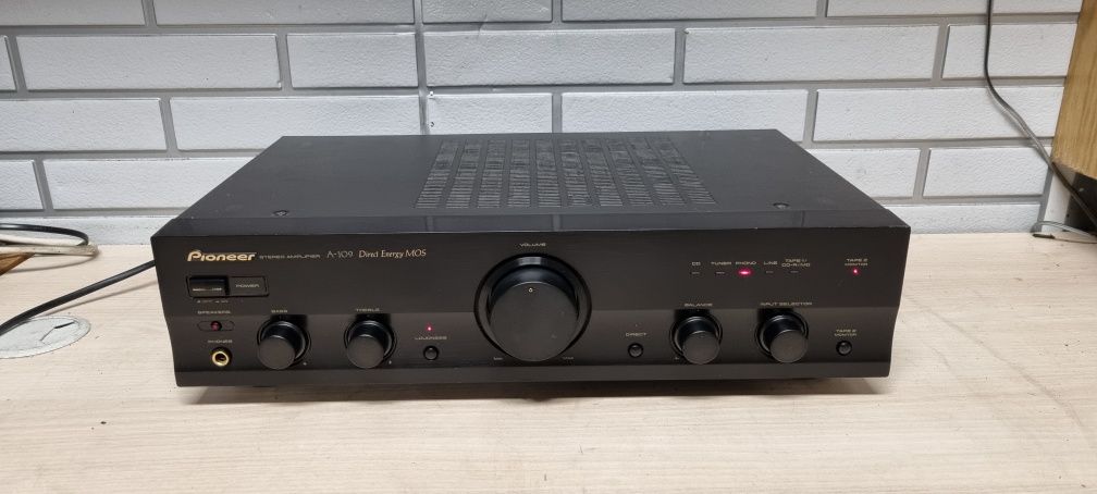 Wzmacniacz MOSFET Pioneer A-109.