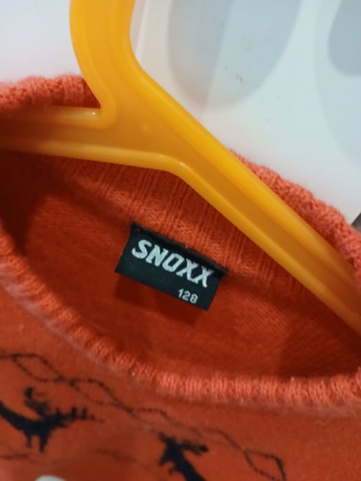 Świąteczny sweterek dla dziewczynki roz.128