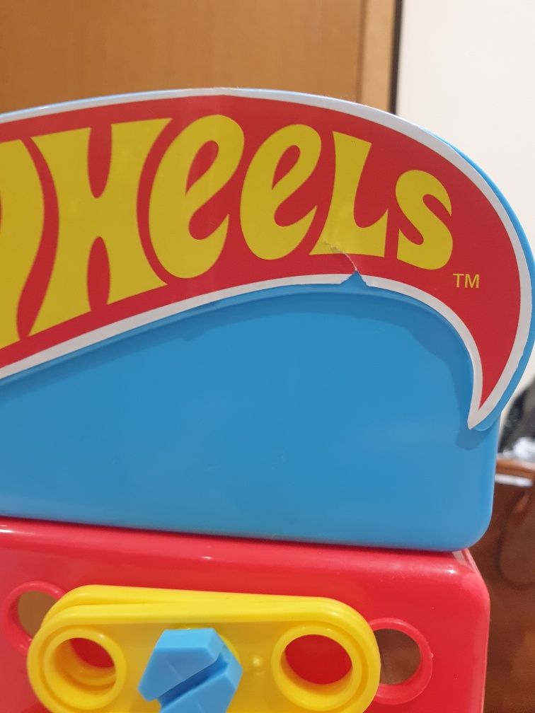 Bancada de ferramentas hotwheels