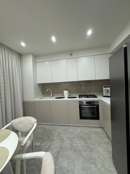 Продам шикарну 2к квартиру в р-ні Боздош. Газове опалення. Ліфт