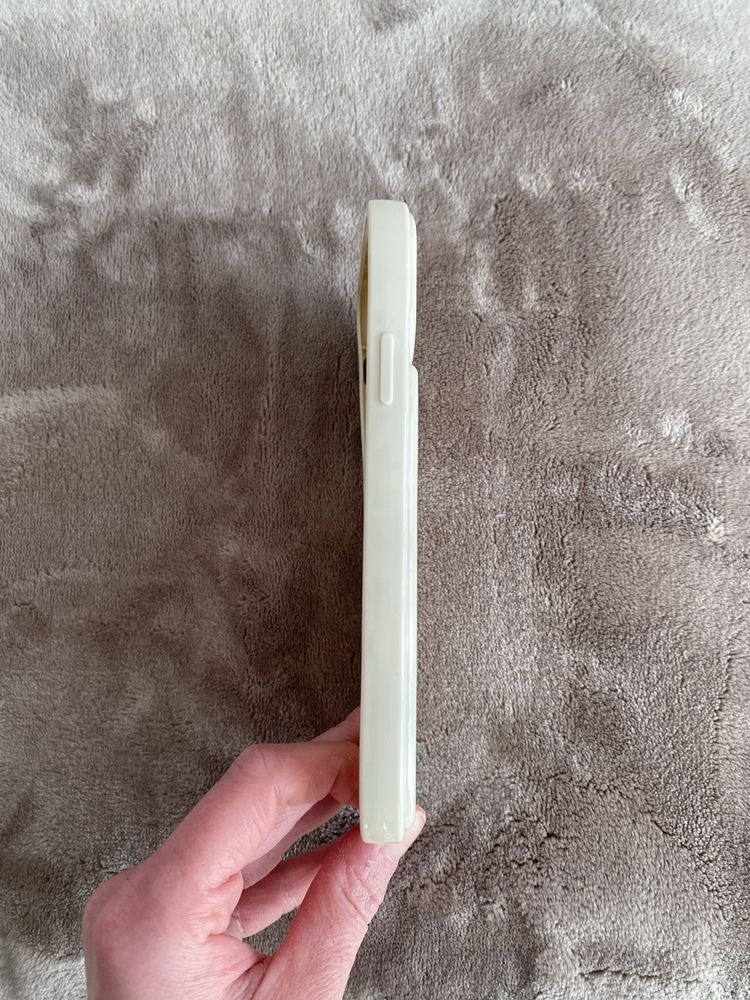 Etui na iphone 11