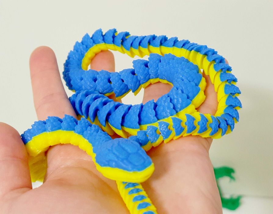 Змія 67 см шарнірна дитяча іграшка 3D друк реалістично звивається Гра