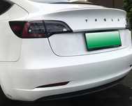 Наклейка tesla 3 надпись значок логотип
