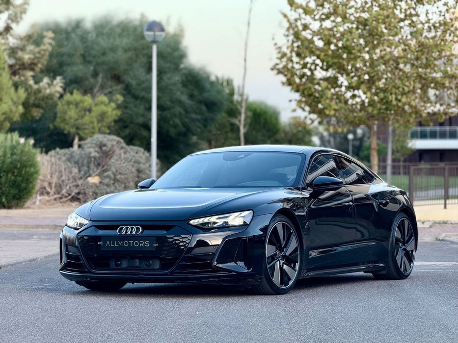 Audi e-tron GT RS quattro