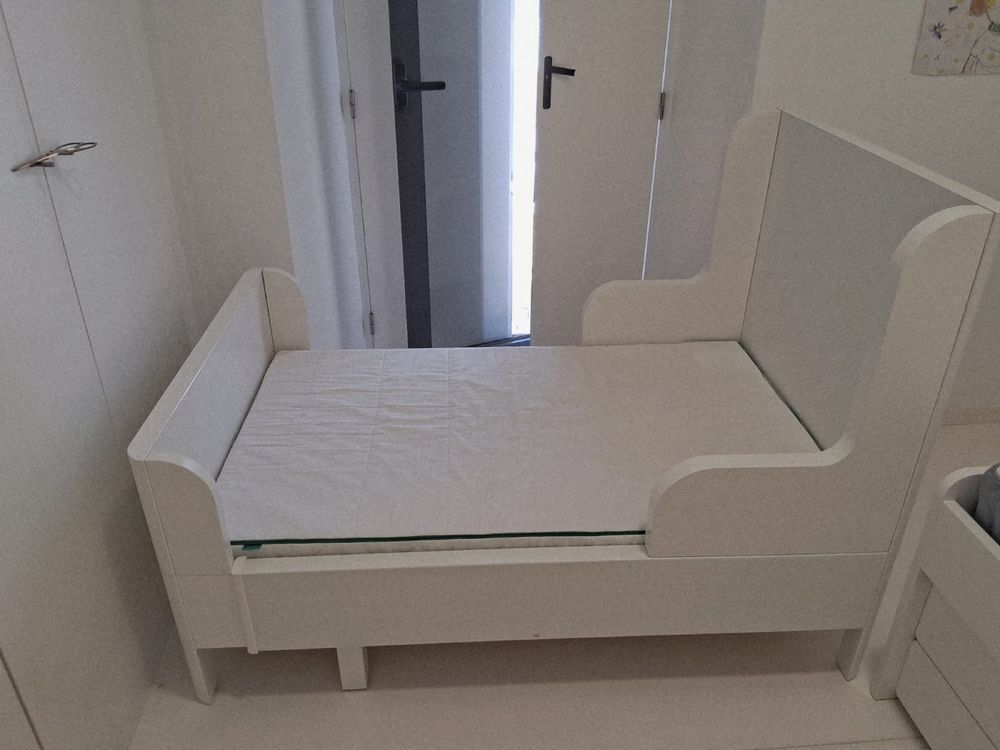 Cama extensivel.