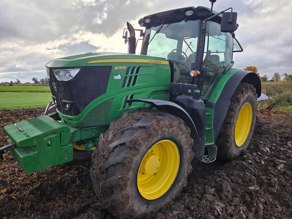 John Deere 6210R 50km/h z Niemiec case fendt new holland claas