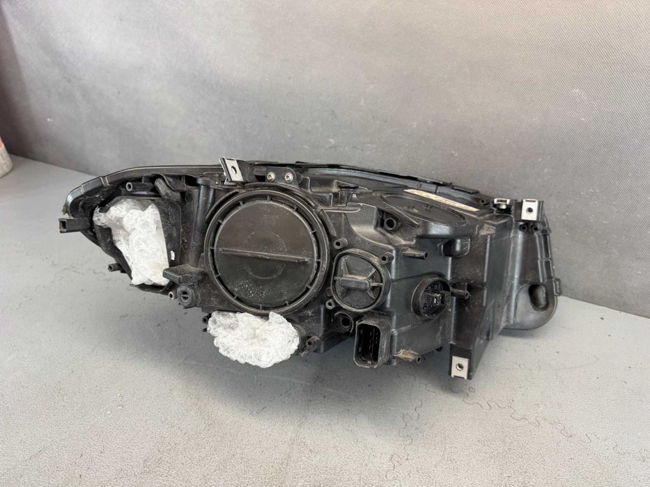 Bmw F10 F11 Lampa Przód Przednia Bi-Xenon Lewa Nowy Klosz IGŁA Europa