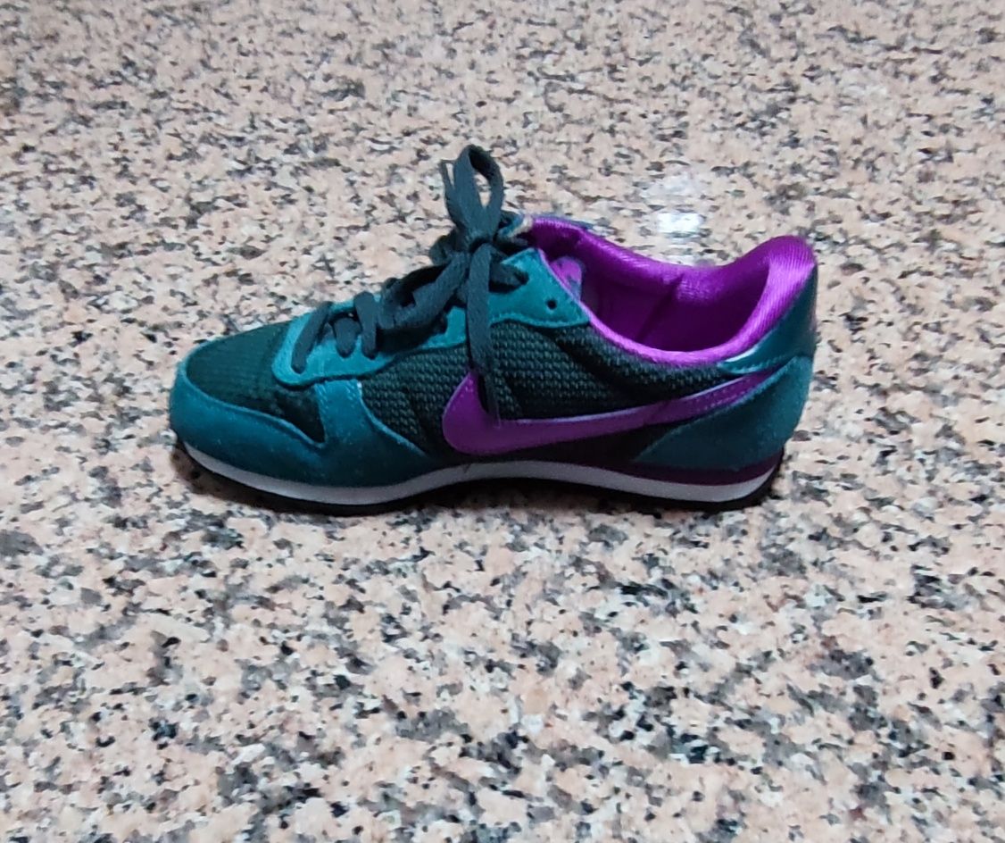 Sapatilha feminina - Nike Originais® n°37.5 (Como Novo)