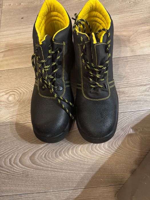 Рабочие ботинки bryes-t-sb с металическим носком