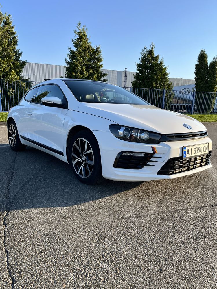 Volkswagen Scirocco 2.0 tsi