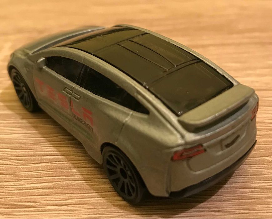 Hot Wheels  Tesla Model X szara  Wyprzedaż Kolekcji !