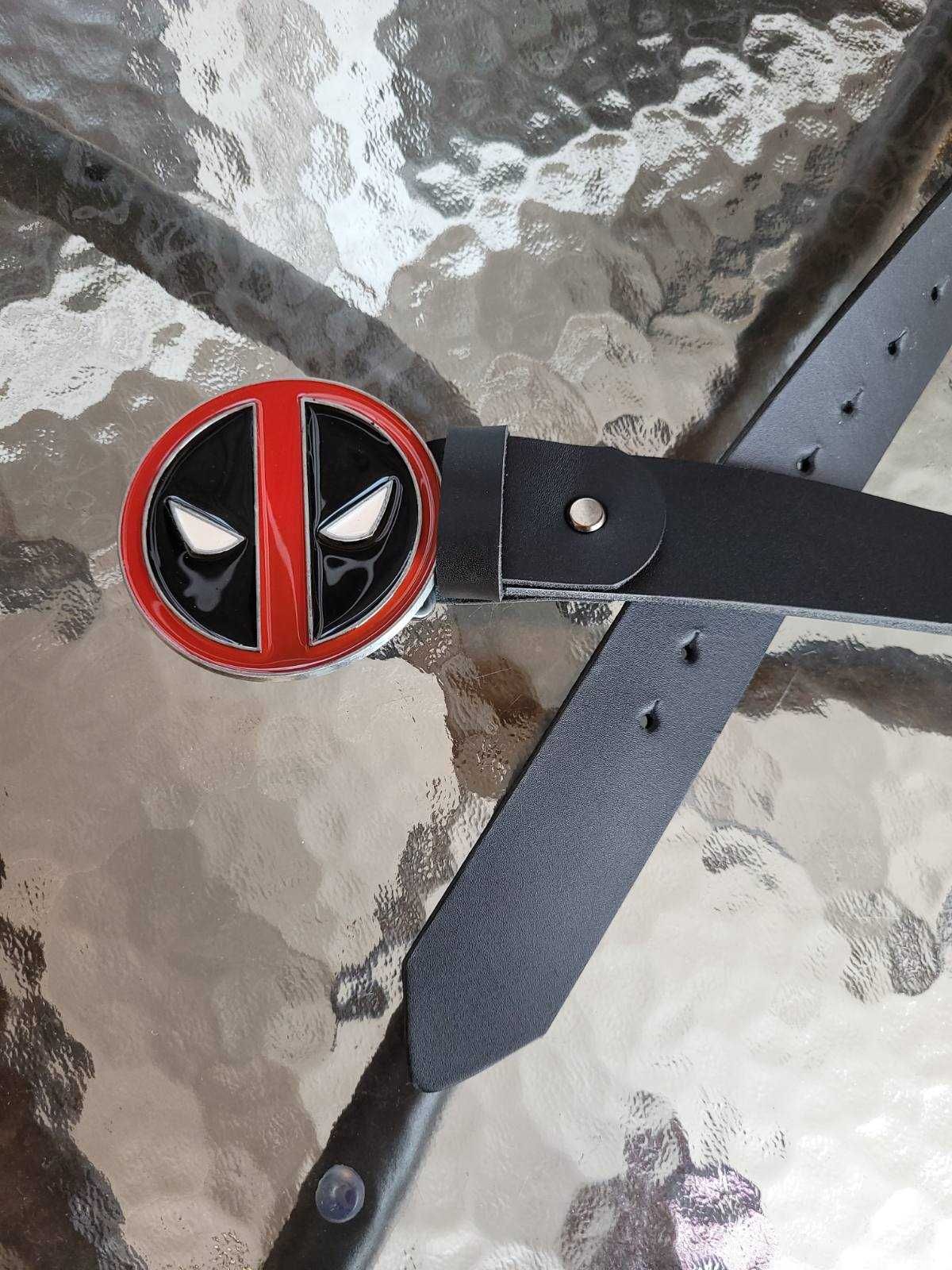 Czarny męski skórzany pasek ręcznie robiony z klamrą Deadpool