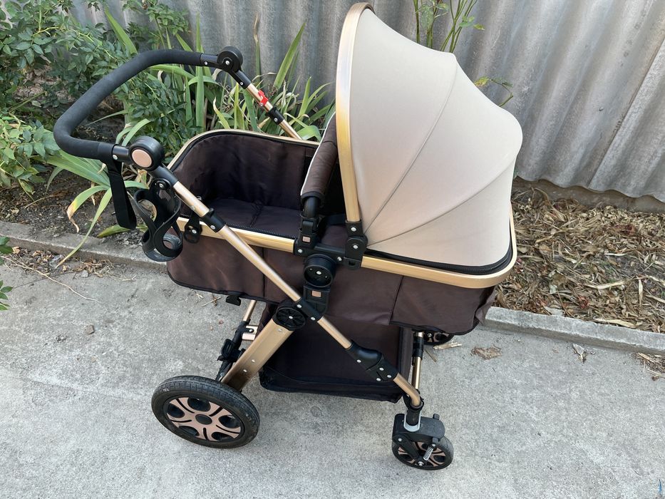 Коляска трансформер, торг присутній