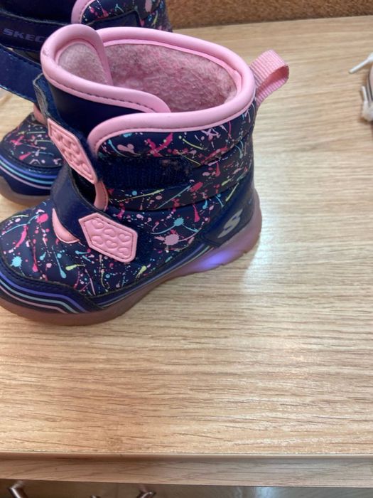 Зимові снігоходи Skechers для дівчинки