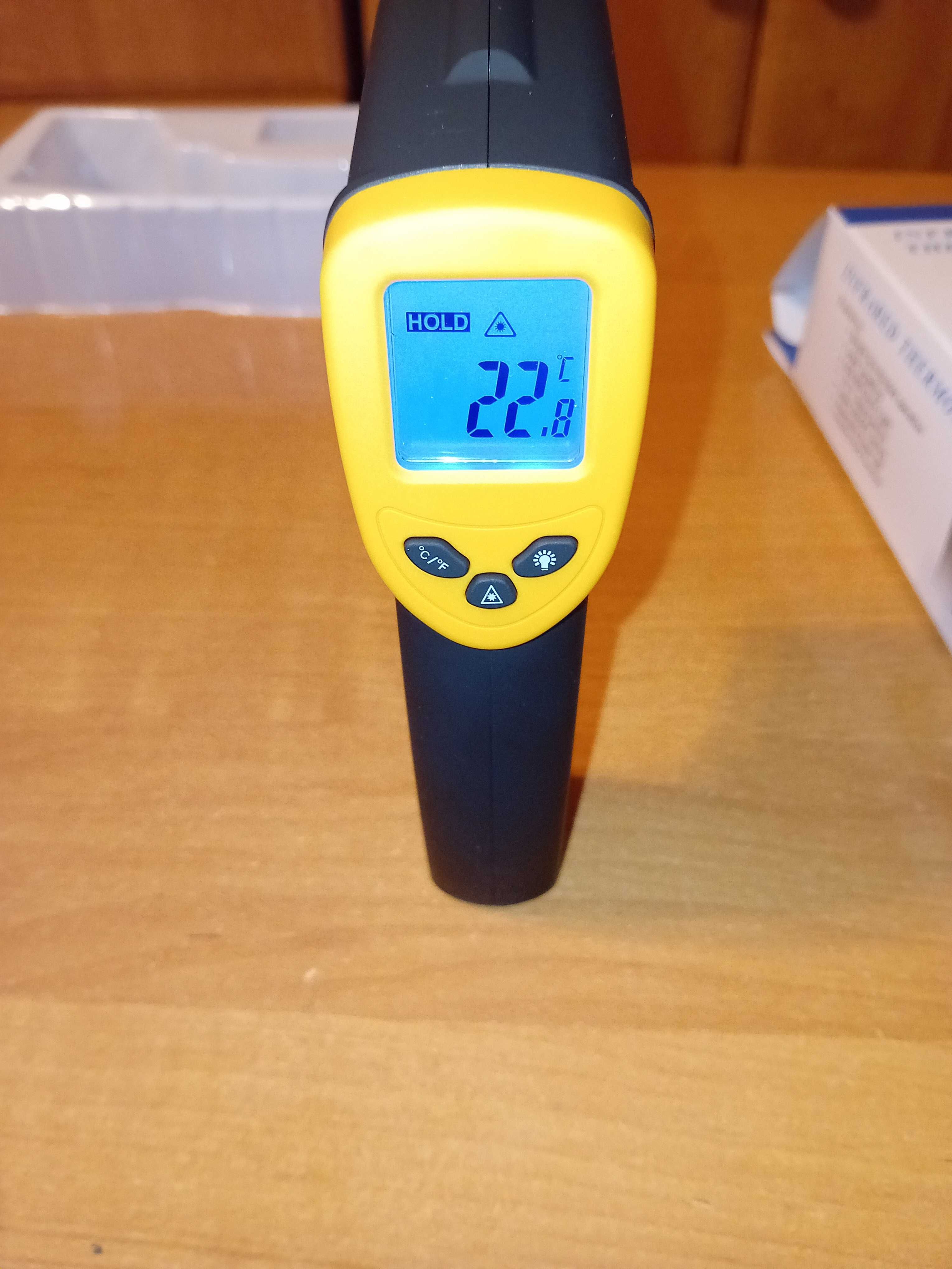 Sprzedam termometr LASEROWY od -50do 380*C