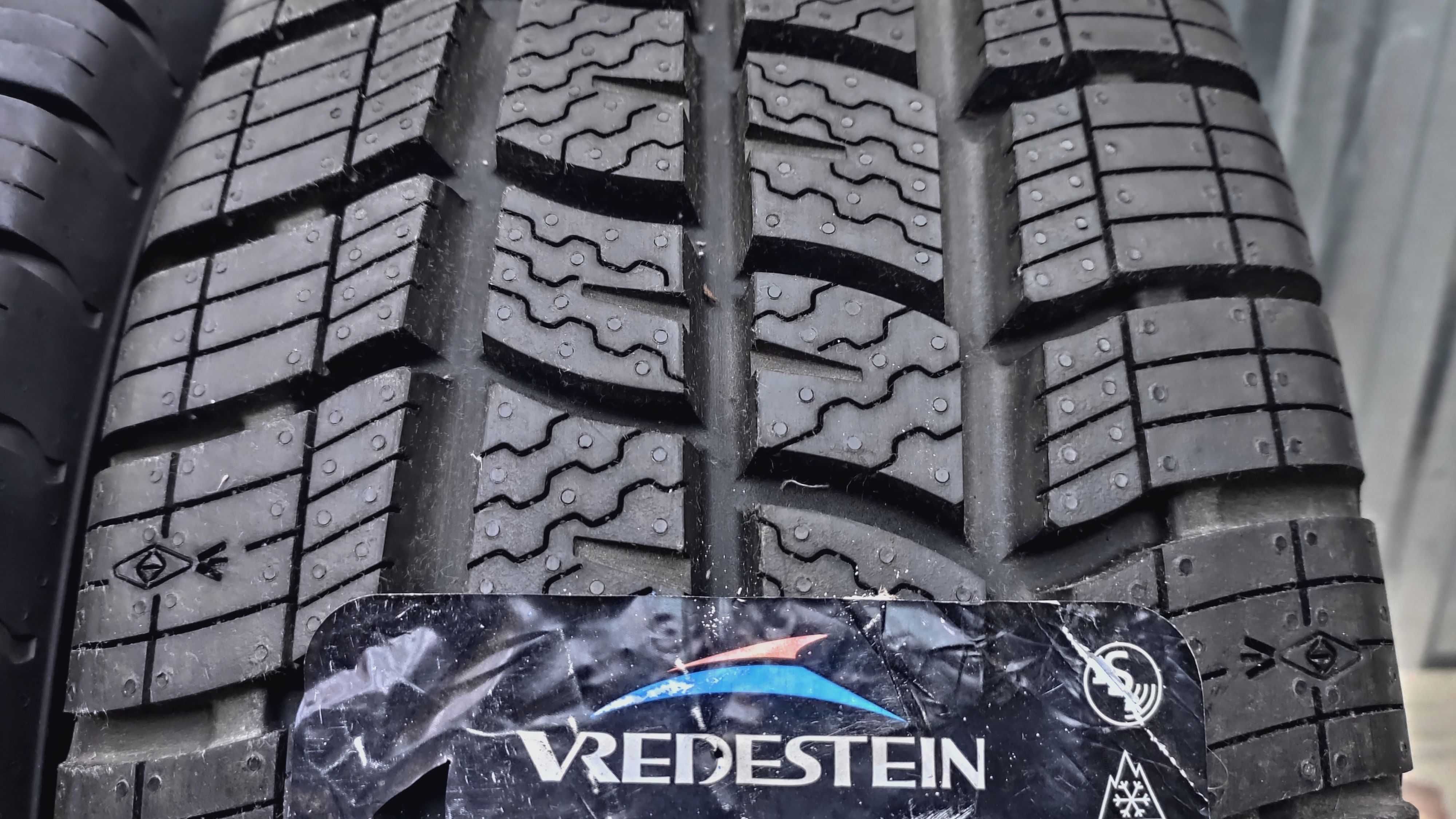 Шини 215/65/R16C. Vredestein Comtrac-2. 99%. Всесезонні. М+С