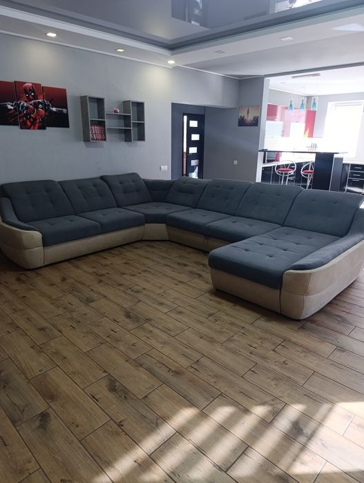 Продам сучасний диван