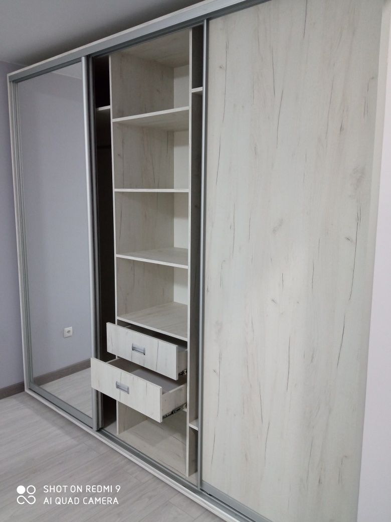 Продам шкафы купе .Изготовление шкафов купе под заказ.