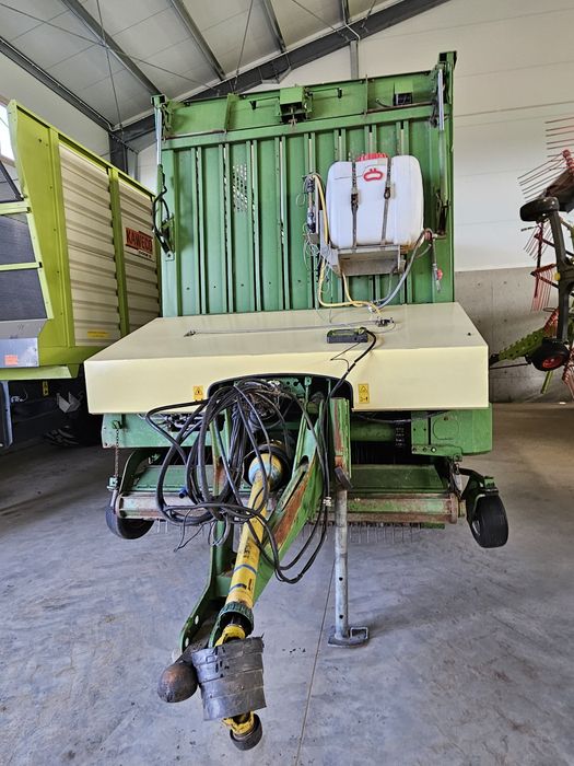 Krone ZX450 GD przyczepa zbierająca objętościowa Claas Kaweco Bergmann