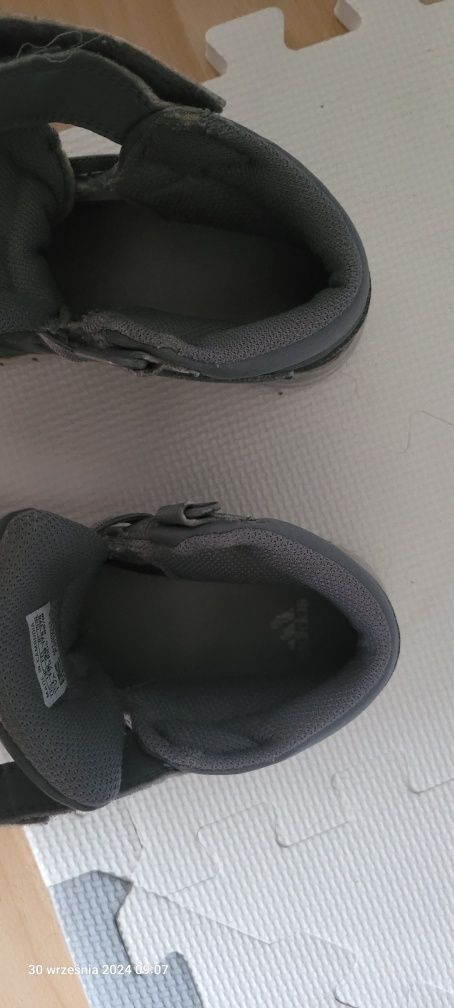Adidasy za kostkę Adidas 29