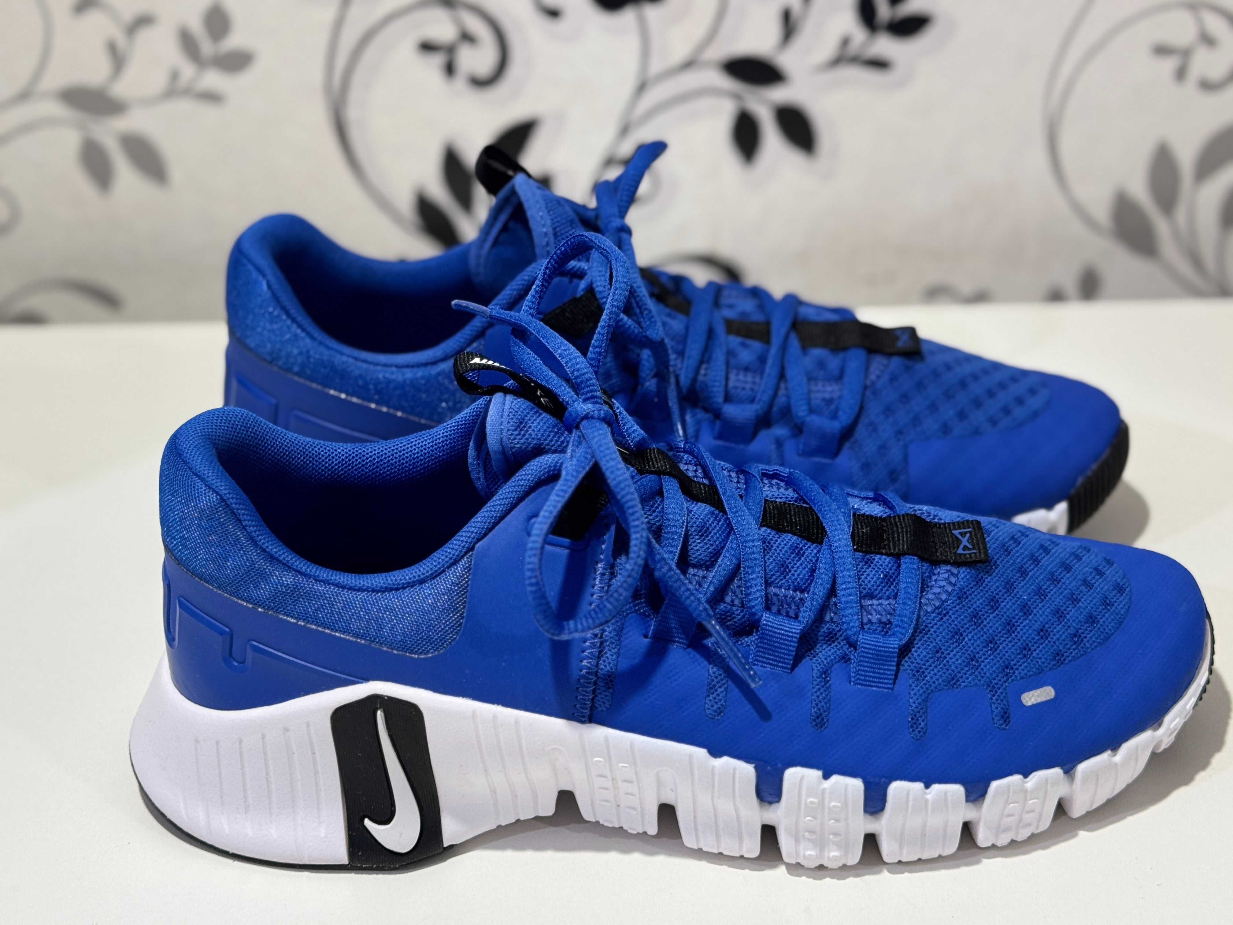Кросівки тренувальні чоловічі Nike FREE METCON 5 FN6616-401, 42.5р