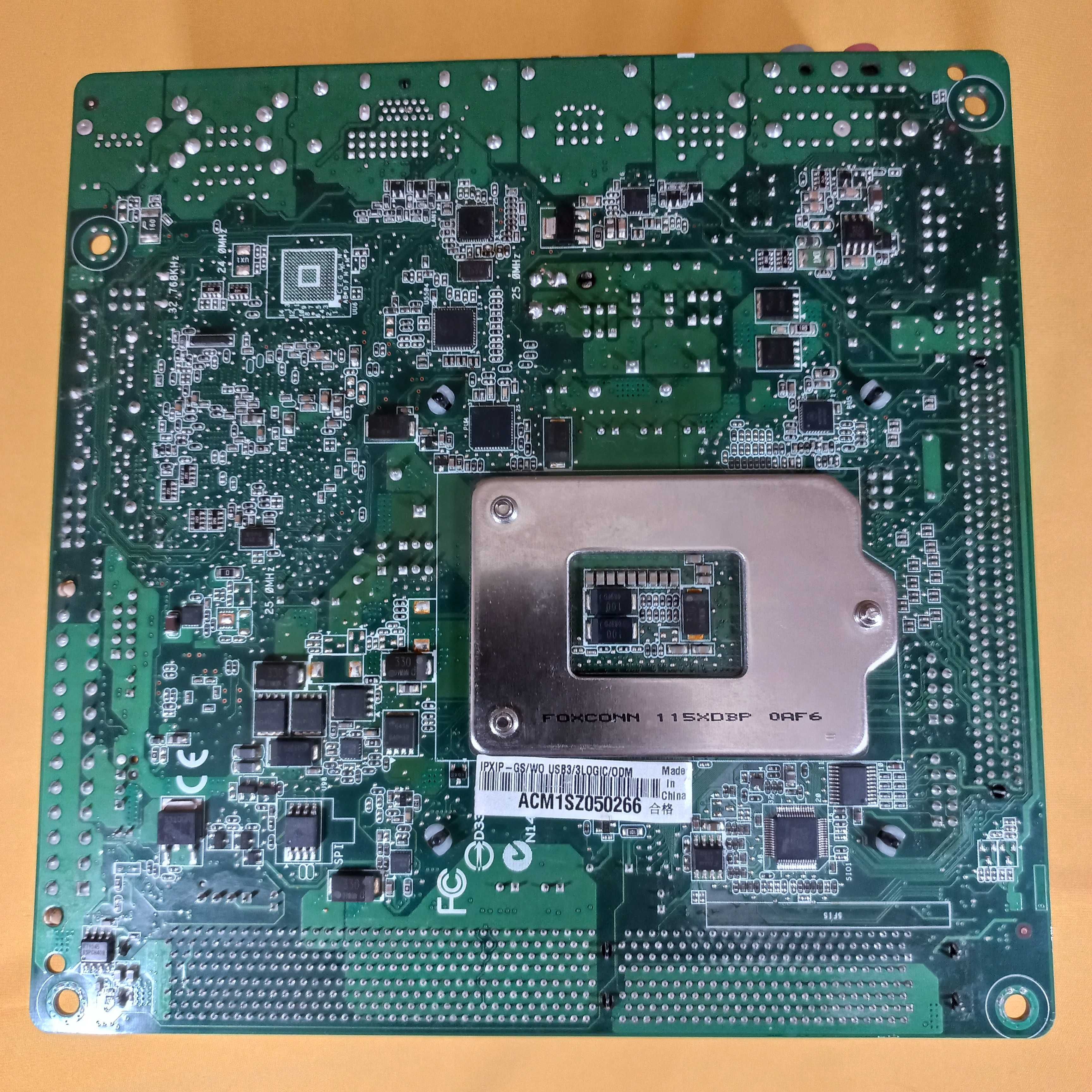 s1156 Pegatron IPXIP-GS (H55, mini-ITX) + i5-650 + 4Gb DDR3-1600+кулер