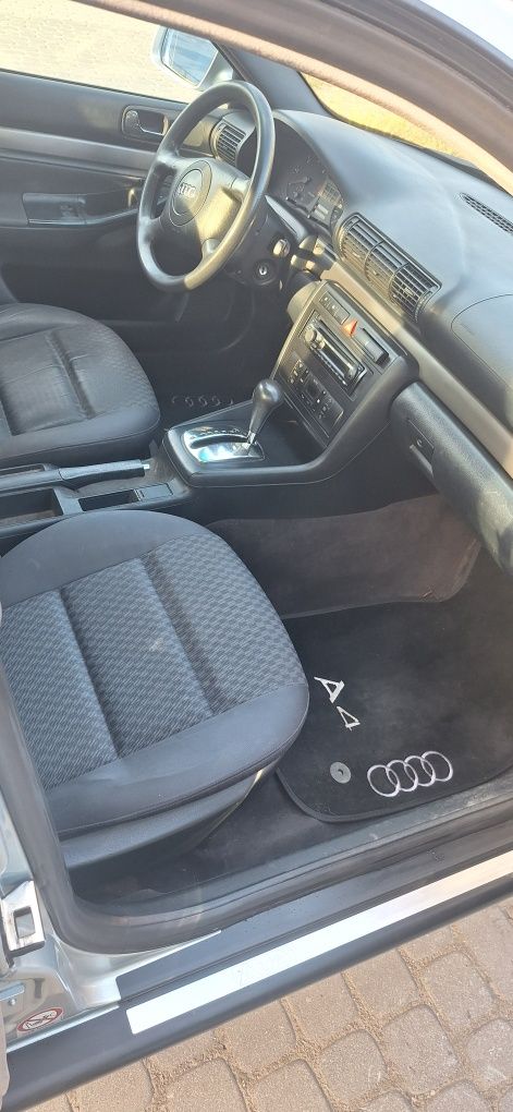 Audi a4 b5 1999r. 110KM automat