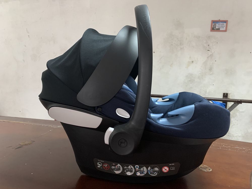 Cadeira “ovo” de bebé cybex