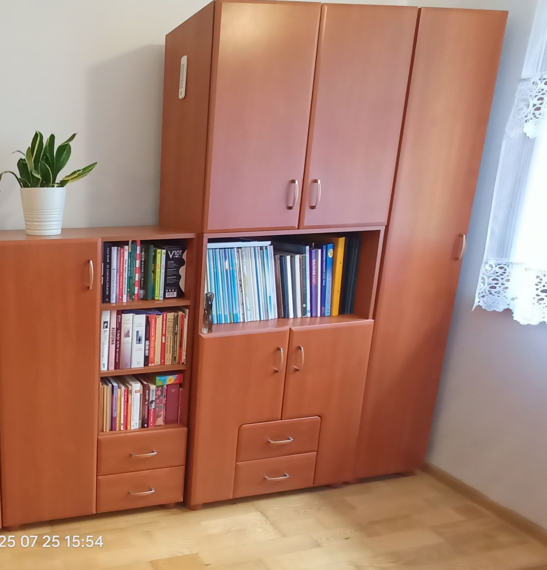 Tani zestaw mebli lub każda część oddzielnie
