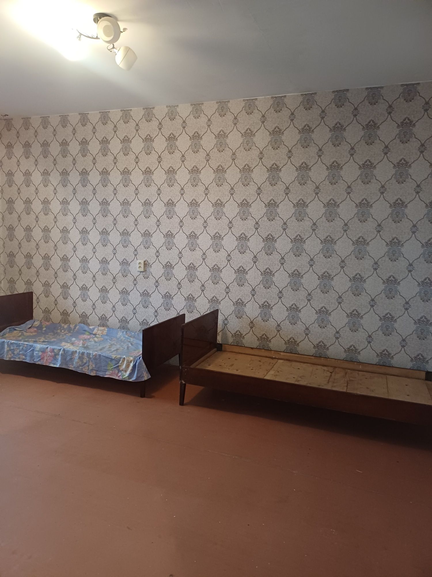 Продам 1но комн Чешка 8/14 эт дома микр. Горняцкий 42м р.Саксаганский!