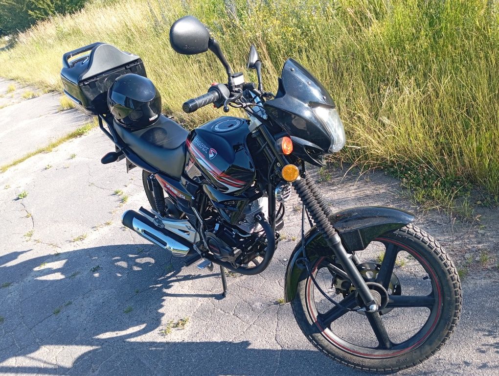 Мотоцикл SPARK SP200R-25i