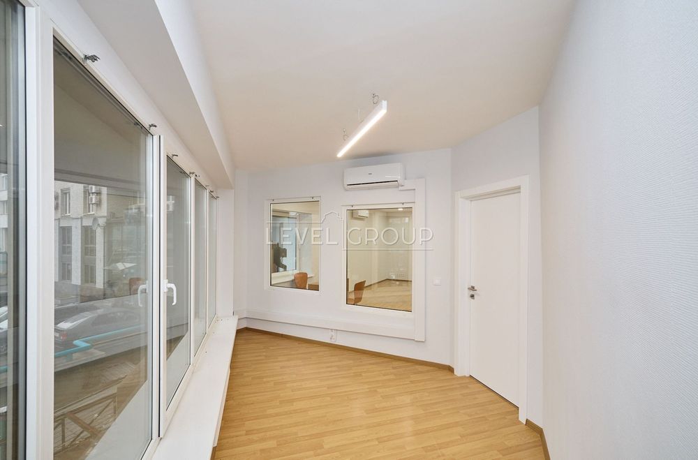 Оренда офісного приміщення з ремонтом Лобановського 9/1